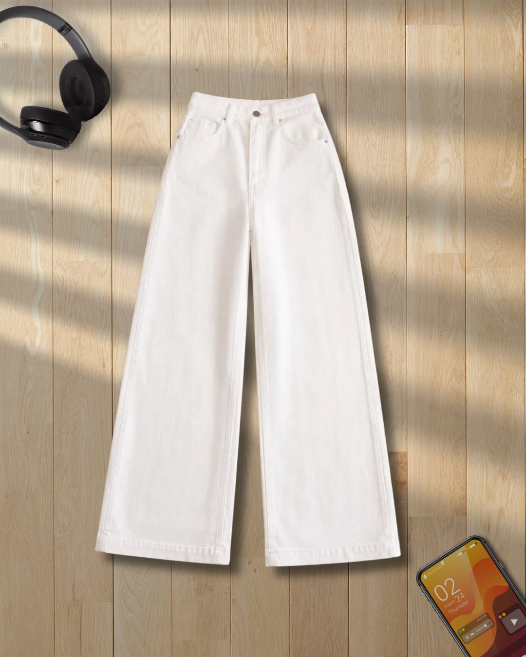 WHITE WIDE LEG BAGGY JEANS