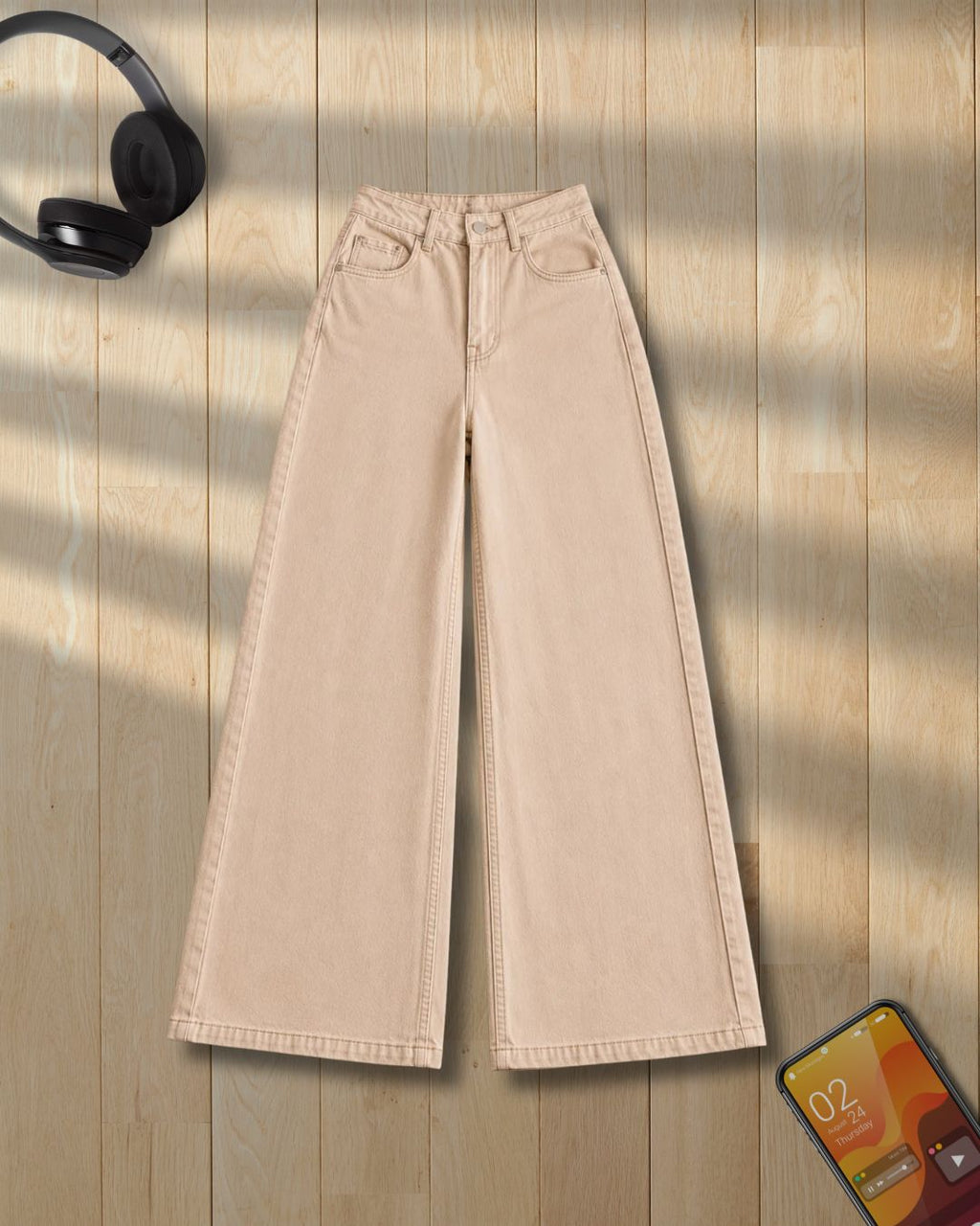 BEIGE WIDE LEG BAGGY JEANS